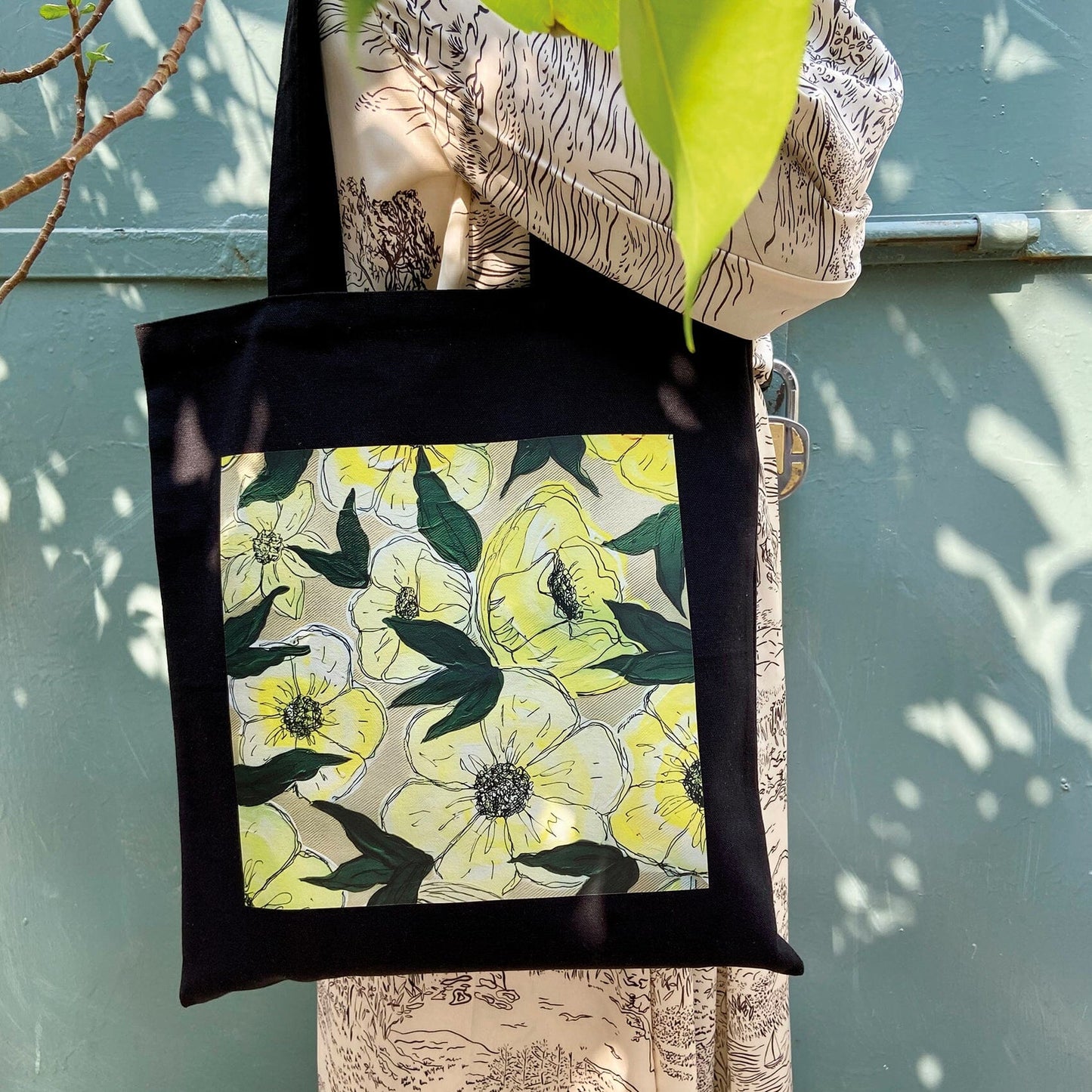 White Blooms on Beige | Tote Bag Tote Bags feb & flowers