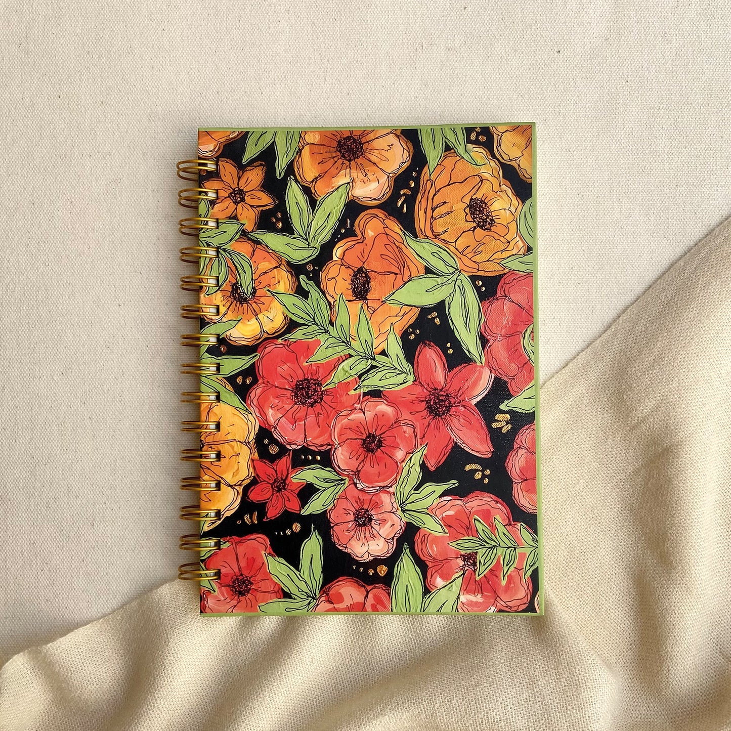 Gul | Wiro Notebook